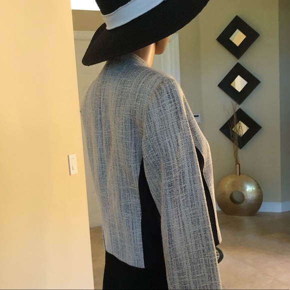 Stunning Tahari Jacket  - - Picture 4 of 10